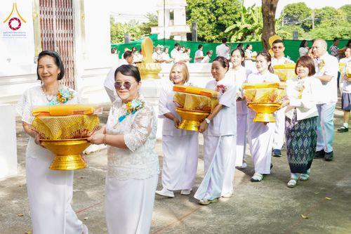 ภาพ No.183636:พิธีทอดกฐิน ณ วัดกลางธนรินทร์ จ.สิงห์บุรี ในโครงการทอดกฐินสามัคคีทั่วไทย 30,000 วัด บูชาธรรม 80 ปี หลวงพ่อธัมมชโย โดยคณะศิษยานุศิษย์วัดพระธรรมกาย วันที่ 9 พฤศจิกายน  พ.ศ. 2567