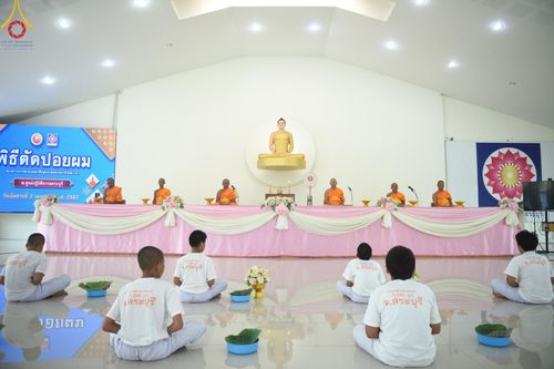 ภาพ No.133351:พิธีตัดปอยผม ธรรมทายาท โครงการบรรพชาสามเณร ฟื้นฟูพระพุทธศาสนาทั่วไทย  ณ ศูนย์ปฏิบัติธรรมจังหวัดสระบุรี อ.พระพุทธบาท จ.สระบุรี  วันที่ 2 เมษายน พ.ศ. 2567