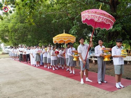 ภาพ No.176720:พิธีทอดกฐิน ณ วัดแหลมรวกอินทรนิมิตร ต.ธงชัยเหนือ อ.ปักธงชัย จ.นครราชสีมา ในโครงการกฐินสามัคคีทั่วไทย 30,000 วัด บูชาธรรม 80 ปี หลวงพ่อธัมมชโย โดยคณะศิษยานุศิษย์วัดพระธรรมกาย วันที่ 27 ตุลาคม พ.ศ.2567 กฐินสัมฤทธิ์เด็กดี V-Star โรงเรียนตะวันชัย จ.นครราชสีม