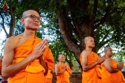 ภาพ No.181165:พิธีอุปสมบท ณ วัดพระเจ้าตนหลวง จังหวัดลำพูน ในโครงการอุปสมบทบูชาธรรมมหาปูชนียาจารย์ วันที่ 8 ธันวาคม พ.ศ. 2567
