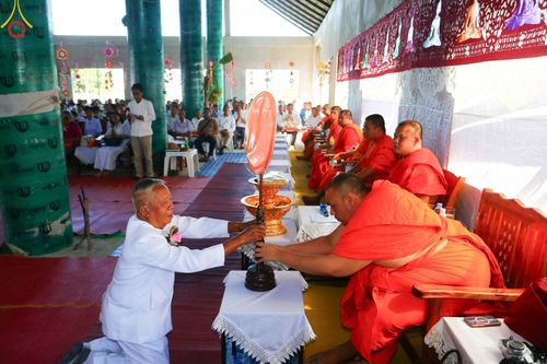 ภาพ No.95921:พิธีทอดกฐินสามัคคีทั่วไทย 5,000 วัด ณ วัดสันต้นกอก จ.เชียงราย วันที่ 18 พฤศจิกายน พ.ศ. 2566