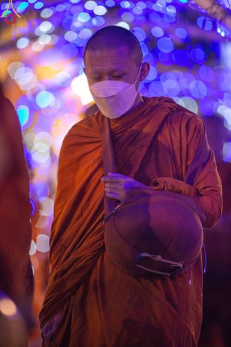 ภาพ No.125996:พิธีทำบุญเมืองนครราชสีมา ฉลอง 556 ปี ตักบาตรพระ 10,000 รูป ในวันเสาร์ที่ 2 มีนาคม พ.ศ.2567 ณ อนุสาวรีย์ท้าวสุรนารี จ.นครราชสีมา จัดโดย คณะสงฆ์จังหวัดนครราชสีมา ร่วมกับสำนักงานจังหวัดนครราชสีมา