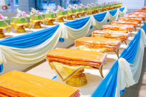 ภาพ No.146043:วันมหารำลึก ครั้งที่ 34 พิธีร่วมรำลึกถึงนักสร้างบารมีที่ล่วงลับไปแล้ว , พิธีสวดพระพุทธมนต์ ณ ห้องแก้วสารพัดนึก 1 วัดพระธรรมกาย วันเสาร์ที่ 27 กรกฎาคม พ.ศ. 2567