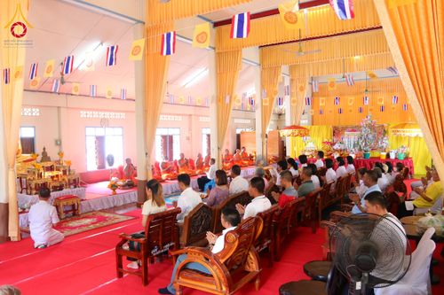 ภาพ No.171948:พิธีทอดกฐิน ณ วัดบ้านโนน จ.ปราจีนบุรี ในโครงการกฐินสามัคคีทั่วไทย 30,000 วัด บูชาธรรม 80 ปี หลวงพ่อธัมมชโย โดยคณะศิษยานุศิษย์วัดพระธรรมกาย วันที่ 27 ตุลาคม พ.ศ. 2567