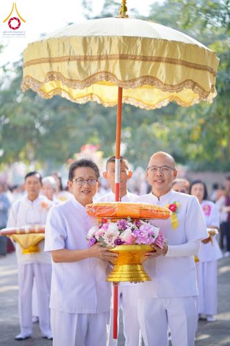 ภาพ No.204588:พิธีทอดผ้าป่าทำนุบำรุงศาสนสถาน ณ วัดเกิดการอุดม ตำบลคลองสาม อำเภอคลองหลวง จังหวัดปทุมธานี ในโครงการธรรมยาตรา กตัญญูบูชา มหาปูชนียาจารย์ พระมงคลเทพมุนี(สด จนฺทสโร) พระผู้ปราบมาร อนุสรณ์สถาน 7 แห่ง ปีที่ 13 วันที่ 30 มกราคม พ.ศ. 2568