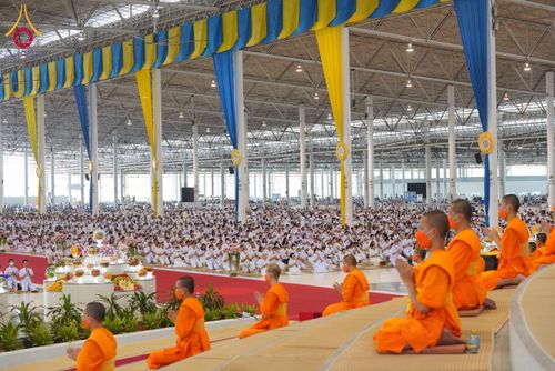 ภาพ No.126578:พิธีบูชาข้าวพระ ในวันอาทิตย์ต้นเดือนที่ 3 มีนาคม พ.ศ. 2567 ณ วัดพระธรรมกาย จ.ปทุมธานี