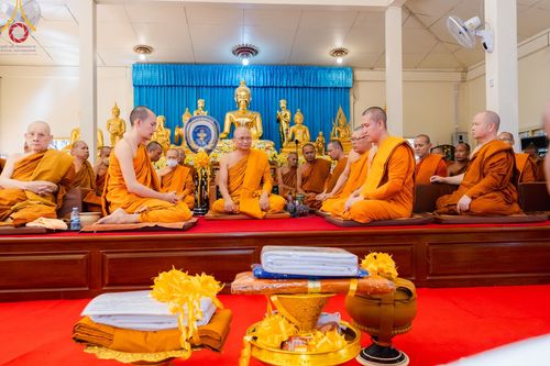 ภาพ No.176947:พิธีทอดกฐิน ณ วัดป่าบ้านเหล่า ต.ทุ่งก่อ อ.เวียงเชียงรุ้ง จ.เชียงราย ในโครงการทอดกฐินสามัคคีทั่วไทย 30,000 วัด บูชาธรรม 80 ปี หลวงพ่อธัมมชโย โดยคณะศิษยานุศิษย์วัดพระธรรมกาย วันที่ 26 ตุลาคม พ.ศ. 2567