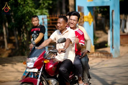 ภาพ No.75715:พิธีตัดปอยผม และ ปลงผมนาคธรรมทายาท ในโครงการบรรพชาสามเณรหมู่ครั้งที่ 3 วันที่ 9 กุมภาพันธ์ พ.ศ. 2566 ณ วัดเบงกาลี เมืองคากาจารี ประเทศบังกลาเทศ