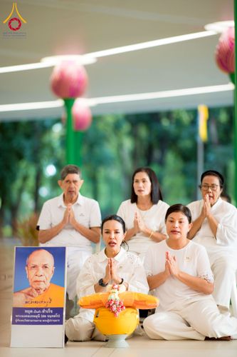 ภาพ No.244641:วันเสาร์ที่ 6 กันยายน พ.ศ. 2568 พิธีขอขมา-รับผ้าไตรของนาคธรรมทายาท โครงการอุปสมบทหมู่บูชาธรรมครบรอบ 108 ปี  วันครูผู้ค้นพบวิชชาธรรมกาย ณ โบสถ์พระไตรปิฎก วัดพระธรรมกาย