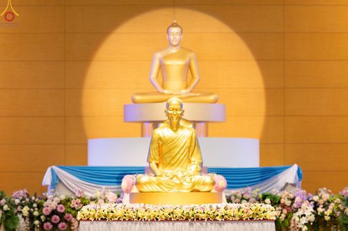 ภาพ No.88791:พิธีบูชาครูผู้ค้นพบวิชชาธรรมกาย วันศุกร์ที่ 29 กันยายน พ.ศ. 2566 วันเพ็ญขึ้น 15 ค่ำ เดือน 10 ณ วัดพระธรรมกาย