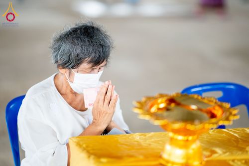 ภาพ No.152560:พิธีเททองหล่อพระพุทธรูปประจำสัตตมหาสถาน ธรรมอุทยานอุโบสถวัดสายสุวพรรณ - กิจกรรมปลูกต้นไม้เฉลิมพระเกียรติ พระบาทสมเด็จพระเจ้าอยู่หัว วันที่ 26 กรกฎาคม พ.ศ. 2567