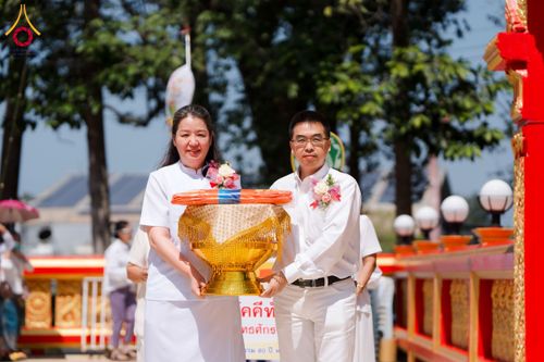 ภาพ No.173041:พิธีทอดกฐิน วัดอินทรแบก ปราจีนบุรี ในโครงการกฐินสามัคคีทั่วไทย 30,000 วัด บูชาธรรม 80 ปี หลวงพ่อธัมมชโย โดยคณะศิษยานุศิษย์วัดพระธรรมกาย วันที่ 2 พฤศจิกายน พ.ศ. 2567