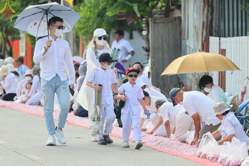 ภาพ No.113059:พิธีต้อนรับพระธรรมยาตรา ปีที่ 12 วันที่ 15 มกราคม พ.ศ. 2567 ณ วัดโบสถ์บน จ.นนทบุรี