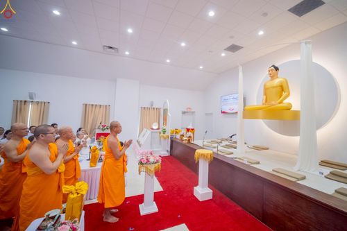 ภาพ No.234553:วันอาทิตย์ที่ 20 กรกฎาคม  พ.ศ.2568 พิธีทอดผ้าป่าภาคพื้นอเมริกา พิธีเจริญพระพุทธมนต์ ฉลองอาคารแก้วธรรมชัยรัตนอนันต์ วัดพระธรรมกายเทนเนสซี ประเทศสหรัฐอเมริกา