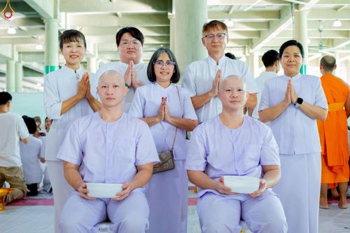 ภาพ No.228573:วันเสาร์ที่ 7 มิถุนายน พ.ศ. 2568 พิธีปลงผมโครงการอุปสมบทหมู่ธรรมทายาท ระดับอุดมศึกษา รุ่นที่ 52 ภาคฤดูฝน ณ วิหารคด 9 วัดพระธรรมกาย