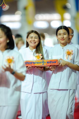 ภาพ No.167758:พิธีทอดกฐิน และ พิธีกรานกฐิน ในวันอาทิตย์ที่ 3 พฤศจิกายน พ.ศ. 2567 ณ วัดพระธรรมกาย จ.ปทุมธานี