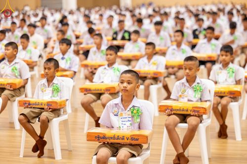 ภาพ No.152891:อบรมเชิงปฎิบัติการจัดกิจกรรมทอดกฐินสัมฤทธิ์ และพิธีมอบผ้าไตรประธานกฐินสัมฤทธิ์เด็กดี V-Star ประจำปีพุทธศักราช 2567  วันเสาร์ที่ 7 กันยายน พ.ศ.2567 ณ สภาธรรมกายสากล วัดพระธรรมกาย