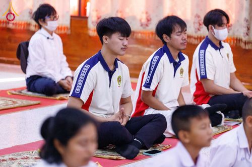 ภาพ No.200080:พิธีทอดผ้าป่าทำนุบำรุงศาสนสถาน ณ วัดบางไผ่นารถ ตำบลบางไทรป่า อำเภอบางเลน จังหวัดนครปฐม ในโครงการธรรมยาตรา กตัญญูบูชา มหาปูชนียาจารย์ พระมงคลเทพมุนี(สด จนฺทสโร) พระผู้ปราบมาร อนุสรณ์สถาน 7 แห่ง ปีที่ 13 วันที่ 22 มกราคม พ.ศ. 2568