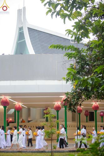 ภาพ No.156720:พิธีบรรพชาอุปสมบท ธรรมทายาท โครงการอุปสมบทหมู่บูชาธรรมครบรอบ 107 ปี วันครูผู้ค้นพบวิชชาธรรมกาย ณ โบสถ์พระไตรปิฏก วัดพระธรรมกาย วันเสาร์ที่ 14 กันยายน พ.ศ. 2567