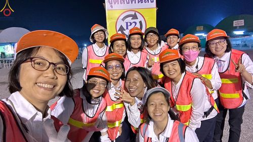 ภาพ No.110049:V.8 พลังทีม การเตรียมงาน เก็บงาน การรับบุญของเจ้าหน้าที่หน่วยงานต่างๆ เพื่อโครงการธรรมยาตรา กตัญญูบูชามหาปูชนียาจารย์ พระมงคลเทพมุนี (สด จนฺทสโร) พระผู้ปราบมาร อนุสรณ์สถาน 7 แห่ง ปีที่ 12 ระหว่างวันที่ 2 - 31 มกราคม พ.ศ.2567