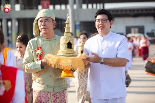 ภาพ No.209696:วันอาทิตย์ที่ 2 มีนาคม พ.ศ. 2568 พิธีภาคบ่าย สัมมนาพิเศษ, ปฏิบัติธรรม พิธีรับมอบพระบรมสารีริกธาตุ ณ สภาธรรมกายสากล วัดพระธรรมกาย