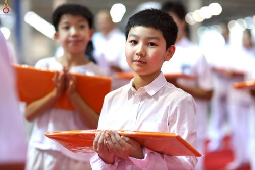 ภาพ No.240750:วันพุธที่ 27 สิงหาคม พ.ศ. 2568 พิธีทอดผ้าป่าเพื่อสร้างอาคาร  82 ปี หลวงพ่อธัมมชโย สมทบกฐินวัดพระธรรมกาย และกฐิน 30,000 วัดทั่วประเทศ ครั้งที่ 1