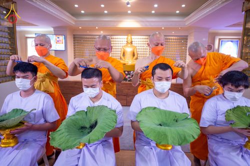 ภาพ No.68108:พิธีบรรพชาสามเณร รุ่นที่ 9 ประจำปี 2565 ณ วัดพระธรรมกายฮ่องกง ประเทศสาธารณรัฐประชาชนจีน วันที่ 24 ธันวาคม พ.ศ. 2565