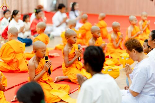 ภาพ No.216548:วันอังคารที่ 8 เม.ย. พ.ศ. 2568 พิธีบรรพชาสามเณร ณ ศูนย์ปฏิบัติธรรมเขาคิชฌกูฏ จันทบุรี