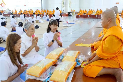 ภาพ No.238011:วันเสาร์ที่ 9 สิงหาคม พ.ศ. 2568 (วันพระ ขึ้น 15 ค่ำ เดือน 9) พิธีบุพเปตพลี ครั้งที่ 168 ร่วมอุทิศบุญแด่หมู่ญาติที่ล่วงลับไปแล้ว และสืบทอดอายุพระพุทธศาสนา ณ หอฉันคุณยายอาจารย์ฯ วัดพระธรรมกาย