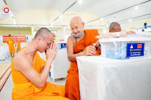 ภาพ No.208513:พิธีถวายสังฆทานแด่คณะสงฆ์ 323 วัด ปีที่ 21 ครั้งที่ 174 พิธีมอบกองทุนหนุนแรงใจช่วยครูใต้ ปีที่ 18 ครั้งที่ 138 และพิธีทำบุญอุทิศส่วนกุศลให้ผู้วายชนม์ ณ วัดบุณณาราม(วัดโคกงู) จ.นราธิวาส วันเสาร์ที่ 15 กุมภาพันธ์ พ.ศ.2568