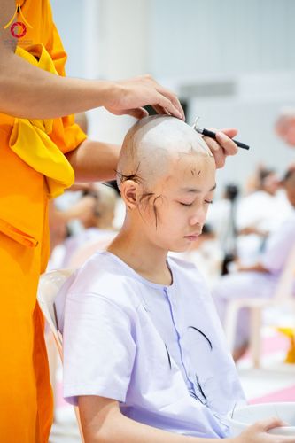 ภาพ No.213595:วันเสาร์ที่ 29 มีนาคม พ.ศ. 2568 พิธีปลงผม โครงการสามเณรยุวธรรมทายาท รุ่นที่ 33 โครงการสามเณรมัชฌิมธรรมทายาท รุ่นที่ 29 ณ ห้องปฏิบัติธรรมวิหารคด คอร์ 13 วัดพระธรรมกาย