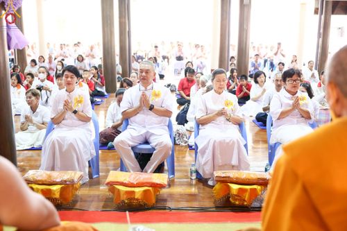 ภาพ No.192021:พิธีทอดผ้าป่าทำนุบำรุงศาสนสถาน ณ วัดสรรเพชญ ต.ยายชา อ.สามพราน จ.นครปฐม ในโครงการธรรมยาตรา กตัญญูบูชา มหาปูชนียาจารย์ พระมงคลเทพมุนี(สด จนฺทสโร) พระผู้ปราบมาร อนุสรณ์สถาน 7 แห่ง ปีที่ 13 วันที่ 9 มกราคม พ.ศ. 2568