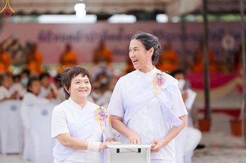 ภาพ No.158168:พิธีทอดผ้าป่า ติดตั้งแผ่นสิริฉะทะนะรัสมี(หลังคา) อาคาร 80 ปี หลวงพ่อธัมมชโย วันอาทิตย์ที่ 22 กันยายน พ.ศ. 2567 ณ ศูนย์ปฏิบัติธรรมวิหารแดง อ.วิหารแดง จ.สระบุรี