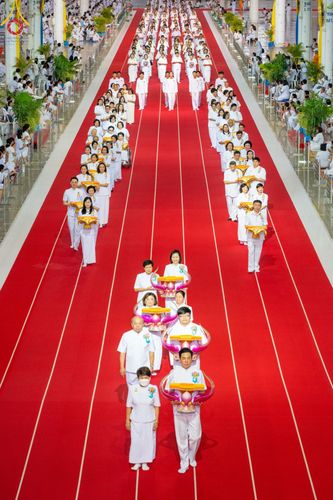 ภาพ No.150152:พิธีทอดผ้าป่าสมทบกฐินวัดพระธรรมกาย และสมทบกฐิน 30,000 วัดทั่วไทย ครั้งที่ 1 เนื่องในวันธรรมชัย 27 สิงหาคม พ.ศ.2567 ณ สภาธรรมกายสากล วัดพระธรรมกาย