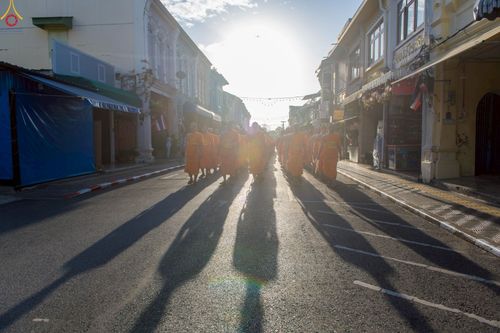 ภาพ No.248775:วันที่ 20 กันยายน พ.ศ. 2568 พิธีอัญเชิญรูปหล่อหลวงปู่วัดปากน้ำ ภาษีเจริญ จากวัดมงคลนิมิตร พระอารามหลวง เพื่อประดิษฐาน ณ วิหารพระมงคลเทพมุนี (สด จนฺทสโร)  ศูนย์ปฏิบัติธรรมภูเก็ต จ.ภูเก็ต