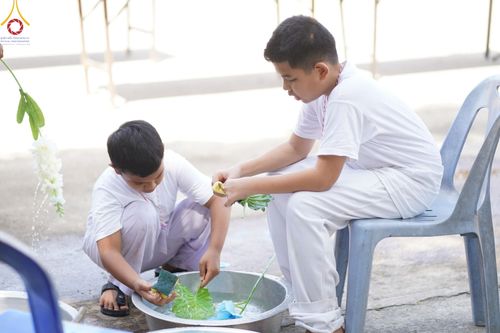 ภาพ No.61878:โครงการบรรพชาสามเณร เพื่อฟื้นฟูพระพุทธศาสนาทั่วไทย ณ ศูนย์อบรมที่พักสงฆ์บ้านร่มเย็น จ.นราธิวาส วันที่ 1 เมษายน พ.ศ. 2567