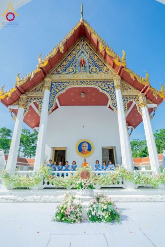 ภาพ No.197503:พิธีทอดผ้าป่าทำนุบำรุงศาสนสถาน ณ วัดโบสถ์(บน) ตำบลบางคูเวียง อำเภอบางกรวย จังหวัดนนทบุรี ในโครงการธรรมยาตรา กตัญญูบูชา มหาปูชนียาจารย์ พระมงคลเทพมุนี(สด จนฺทสโร) พระผู้ปราบมาร อนุสรณ์สถาน 7 แห่ง ปีที่ 13 วันที่ 17 มกราคม พ.ศ. 2568