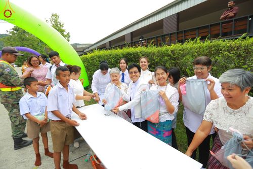 ภาพ No.185114:กิจกรรมวันรวมพลังเด็กดี V-Star ผู้นำฟื้นฟูศีลธรรมโลก จังหวัดระยอง ณ ศูนย์ปฏิบัติธรรมระยอง (บ้านช่องลม) ในวันเสาร์ที่ 14 ธันวาคม พ.ศ. 2567