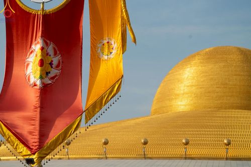 ภาพ No.221619:วันอังคารที่ 22 เมษายน พ.ศ. 2568 ภาพพิธีถวายมหาสังฆทานคณะสงฆ์ 40,000 กว่าวัดทั่วประเทศ เนื่องในวันคุ้มครองโลก ชุดที่ 2 (ปลื้มให้สมการรอคอย) ณ ลานธรรมพระมหาธรรมกายเจดีย์ วัดพระธรรมกาย