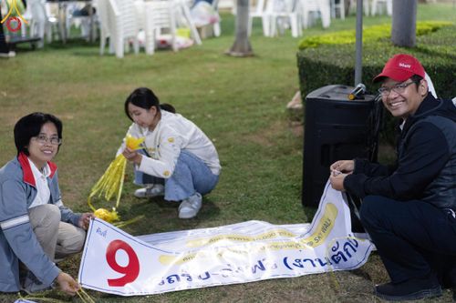 ภาพ No.185633:V.47 เบื้องหลังของเบื้องหน้า งานตักบาตรพระ 10,000 รูป ณ จ.กาญจนบุรี วันที่ 20-21 ธันวาคม พ.ศ. 2567