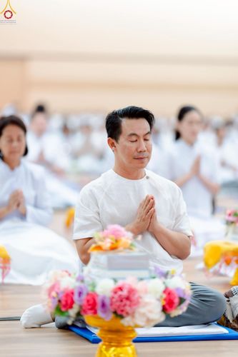 ภาพ No.225405:วันอาทิตย์ที่ 18 พฤษภาคม พ.ศ. 2568 พิธีร่วมบุญการศึกษา พระภิกษุ สามเณร ณ ห้องแก้วสารพัดนึก 2 วัดพระธรรมกาย