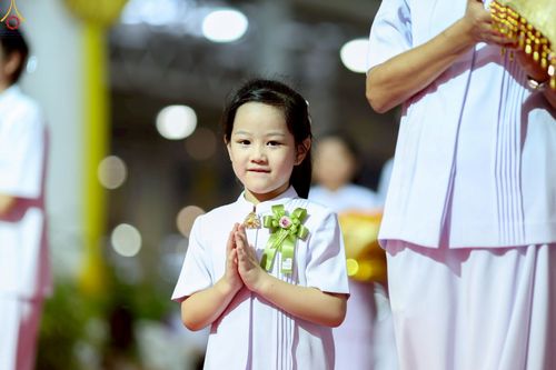 ภาพ No.243986:วันอาทิตย์ที่ 7 กันยายน พ.ศ. 2568 พิธีทอดผ้าป่าสมทบกฐินวัดพระธรรมกาย และสมทบกฐิน 30,000 วัดทั่วไทย ครั้งที่ 2 ณ ห้องแก้วสารพัดนึก 1 วัดพระธรรมกาย