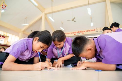 ภาพ No.192333:พิธีทอดผ้าป่าทำนุบำรุงศาสนสถาน ณ วัดเทพพล แขวงบางพรม เขตตลิ่งชัน กรุงเทพมหานคร ในโครงการธรรมยาตรา กตัญญูบูชา มหาปูชนียาจารย์ พระมงคลเทพมุนี(สด จนฺทสโร) พระผู้ปราบมาร อนุสรณ์สถาน 7 แห่ง ปีที่ 13 วันที่ 9 มกราคม พ.ศ. 2568