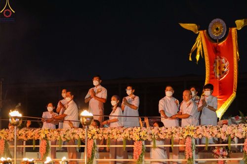 ภาพ No.77253:พิธีจุดมาฆประทีป ในวันมาฆบูชา อาทิตย์ต้นเดือนที่ 6 มีนาคม พ.ศ. 2566 ณ วัดพระธรรมกาย อ.คลองหลวง จ.ปทุมธานี