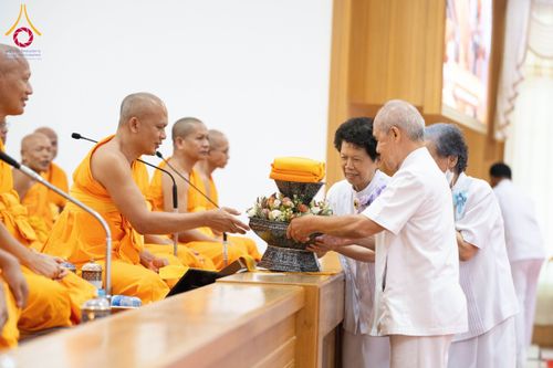 ภาพ No.164430:กฐินครบรอบ 11 ปี สถาปนาหมู่บ้านบรรลุธรรม ศูนย์ปฏิบัติธรรมนครราชสีมา วันอาทิตย์ที่ 20 ตุลาคม พ.ศ. 2567