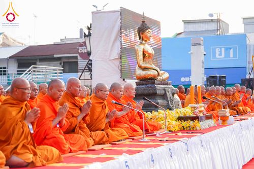 ภาพ No.312948:วันอาทิตย์ที่ 8 มีนาคม พ.ศ.2569 ทำบุญเมืองนครราชสีมา 558 ปี ตักบาตรพระ 10,000 รูป (ภาพชุดที่ 2)