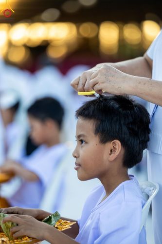 ภาพ No.132708:พิธีปลงผมยุวธรรมทายาท รุ่นที่ 32 มัชฌิมธรรมทายาท รุ่นที่ 28 ณ ลานธรรม วัดพระธรรมกาย วันเสาร์ที่ 30 มีนาคม พ.ศ. 2567