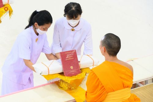 ภาพ No.80580:พิธีถวายทุนสนับสนุนการสร้าง พระไตรปิฎกฉบับธรรมชัย วันเสาร์ที่ 29 เมษายน พ.ศ. 2566 ณ สภาธรรมกายสากล วัดพระธรรมกาย