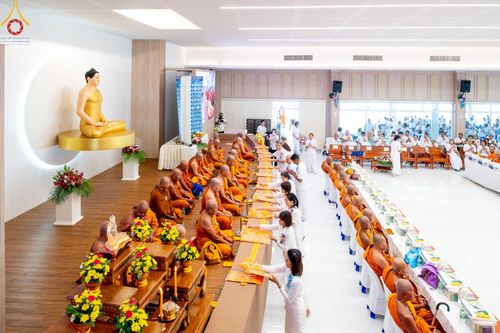 ภาพ No.142209:พิธีถวายสังฆทานแด่คณะสงฆ์ 323 วัด ปีที่ 20 ครั้งที่ 170 , พิธีมอบกองทุนหนุนแรงใจช่วยครูใต้ ปีที่ 17 ครั้งที่ 135 และพิธีทำบุญอุทิศส่วนกุศลให้ผู้วายชนม์ วันเสาร์ที่ 22 มิถุนายน พ.ศ.2567 ณ ศูนย์ปฏิบัติธรรมภาคใต้ อ.บางกล่ำ จ.สงขลา