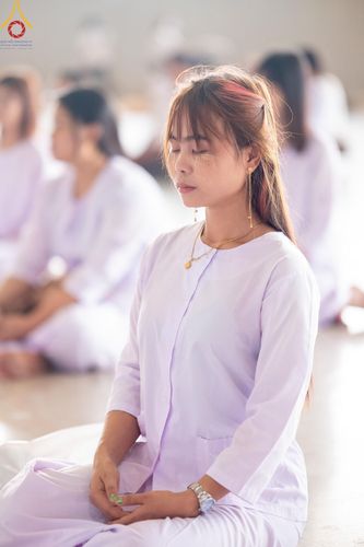 ภาพ No.123078:พิธีตักบาตร และพิธีบูชาข้าวพระ ในวันอาทิตย์ต้นเดือนที่ 4 กุมภาพันธ์ พ.ศ. 2567 ณ วัดพระธรรมกาย จ.ปทุมธานี